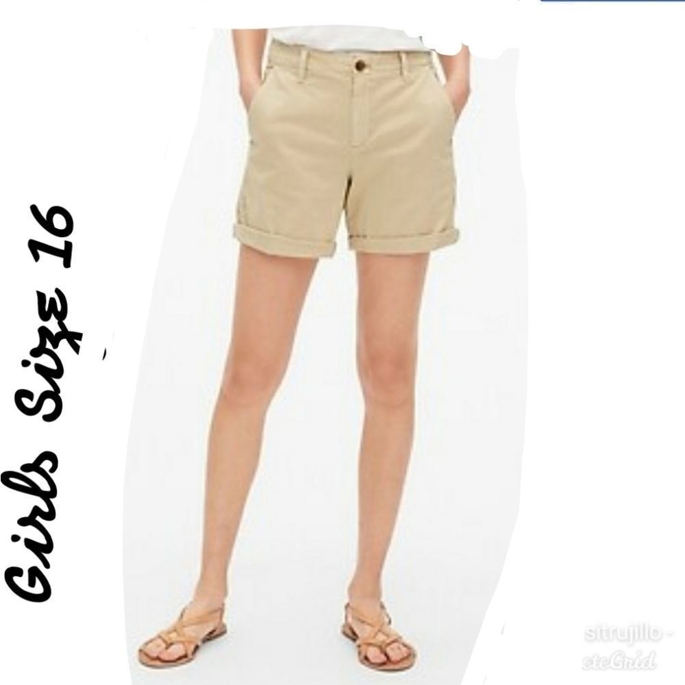 NWT 🆕️ Arizona Khaki Shorts Size 16